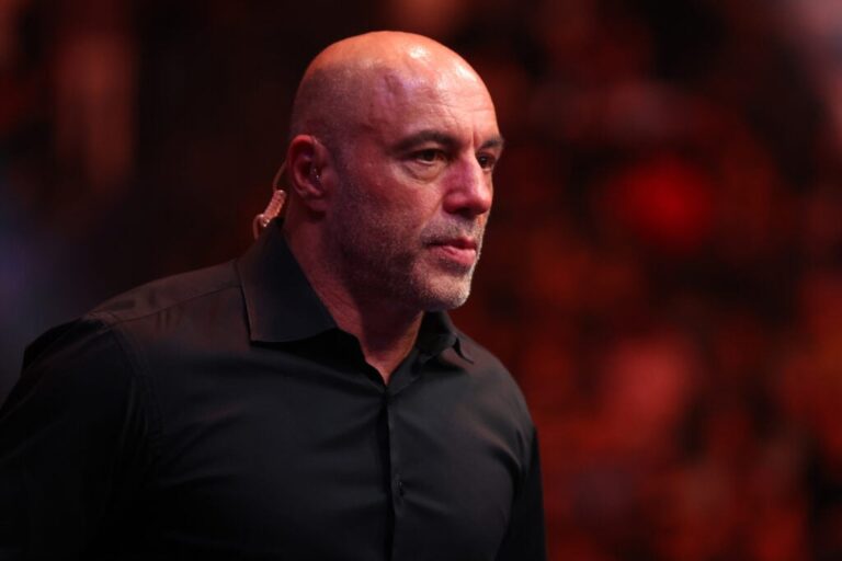 Joe Rogan: 2026 Could Be the Apocalypse