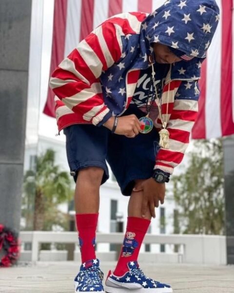 LosLauren 718 Merges Finance and Music to Build a Global Entrepreneurial Brand