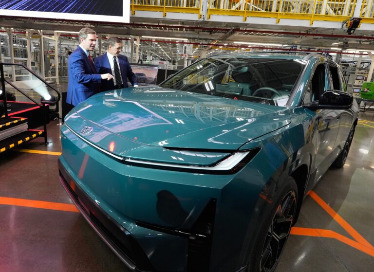 Toyota invests $1 billion in Kentucky and Indiana plants