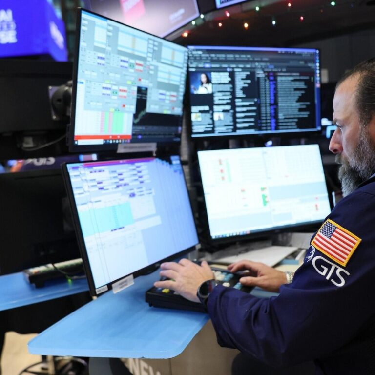 Dow Jones Plunges into Correction After Five Weeks of Decline