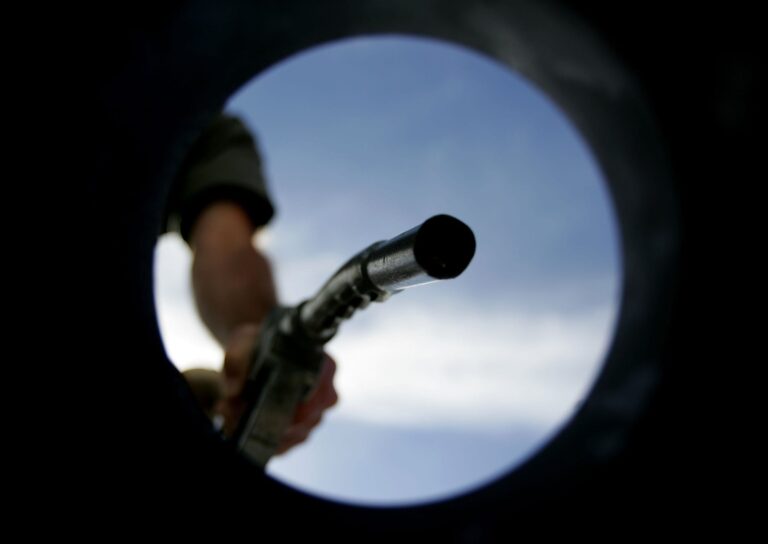 Whitmer declares energy emergency in Michigan: Impact on gas prices