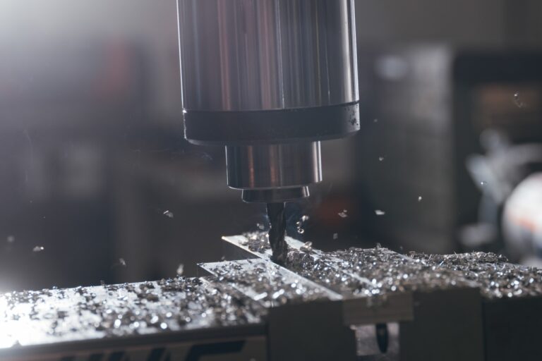 Tariffs Worsen US Aluminum Shortage as Iran Conflict Escalates